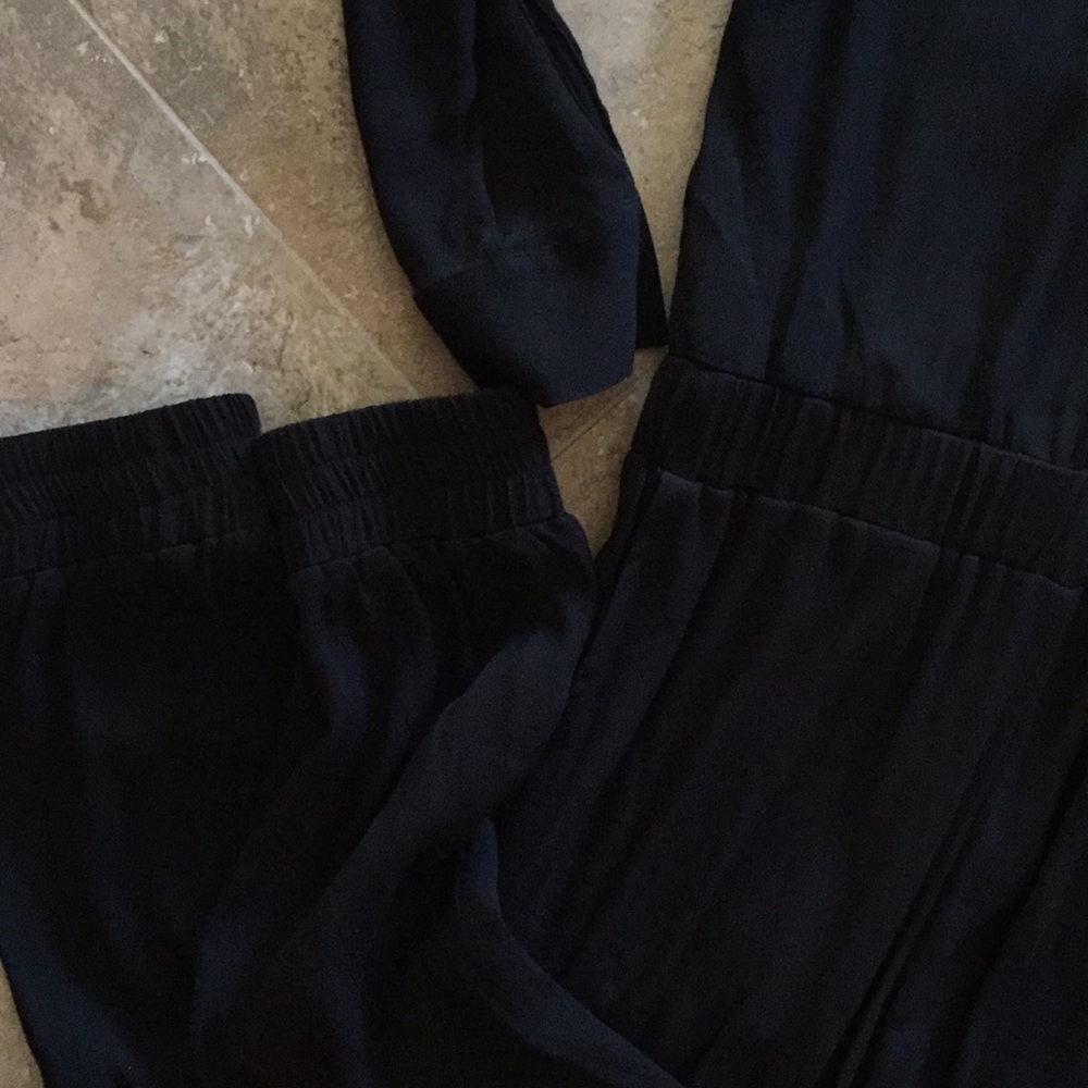 Fifteen Twenty Jumpsuit Elastic Waist Ankles NWT - Picture 4 of 5